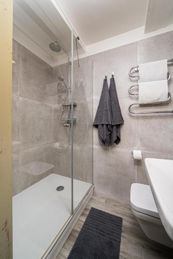 Enjoy Old Town Vibes In 1716 Laipu Residence With 4 Stylish Apartments And 1 Penthouse 里加 外观 照片