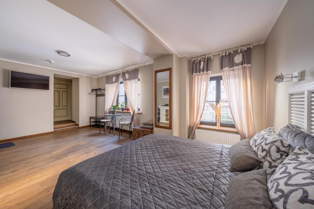 Enjoy Old Town Vibes In 1716 Laipu Residence With 4 Stylish Apartments And 1 Penthouse 里加 外观 照片