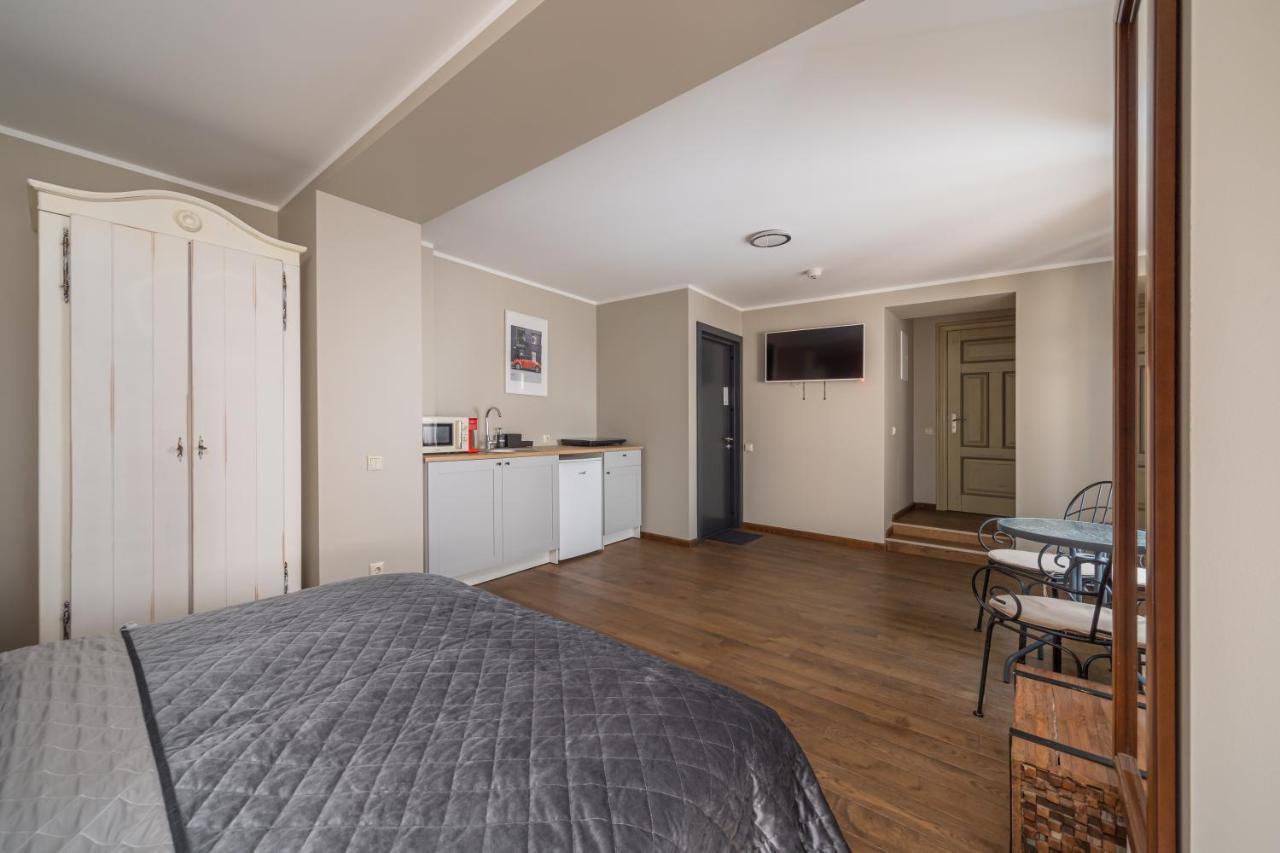 Enjoy Old Town Vibes In 1716 Laipu Residence With 4 Stylish Apartments And 1 Penthouse 里加 外观 照片