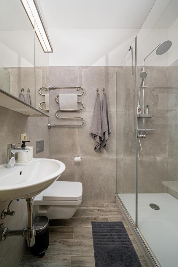 Enjoy Old Town Vibes In 1716 Laipu Residence With 4 Stylish Apartments And 1 Penthouse 里加 外观 照片
