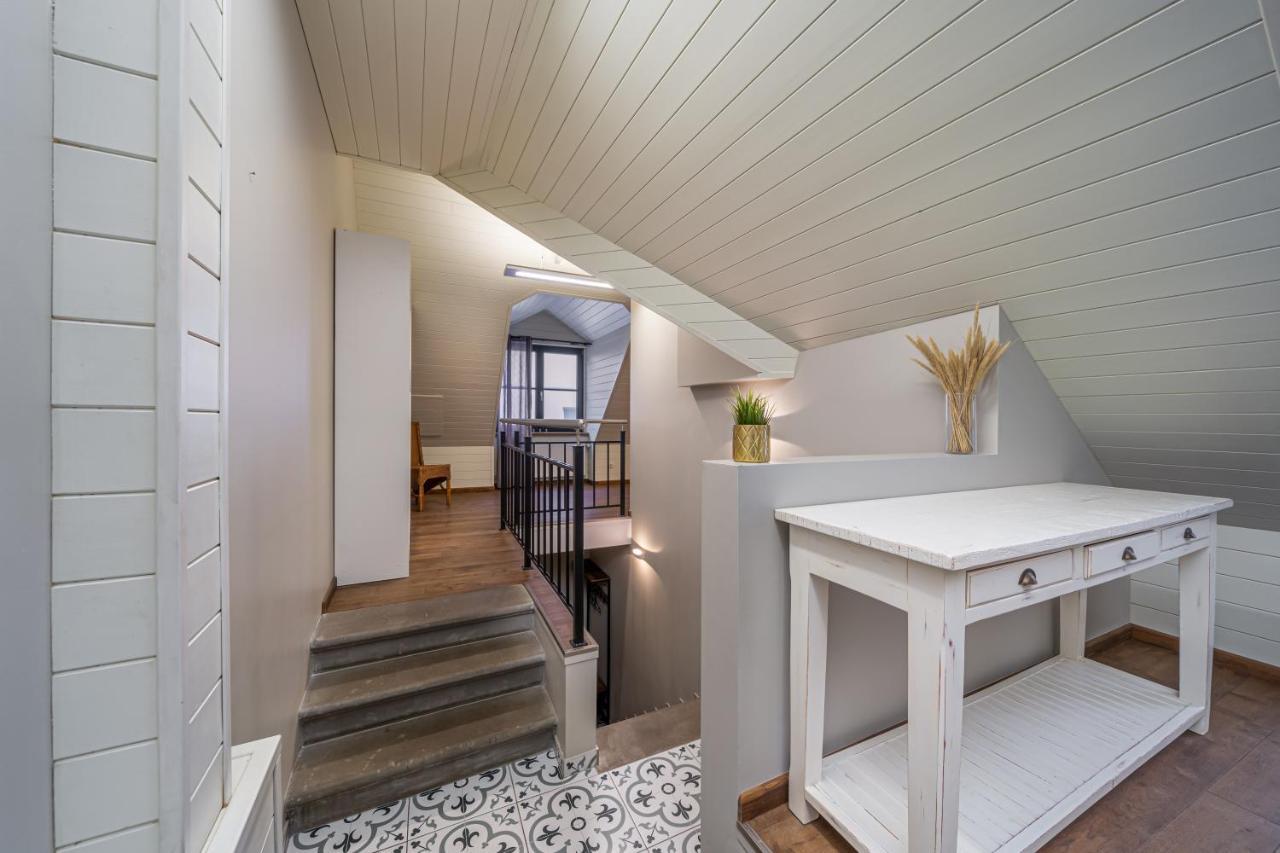 Enjoy Old Town Vibes In 1716 Laipu Residence With 4 Stylish Apartments And 1 Penthouse 里加 外观 照片